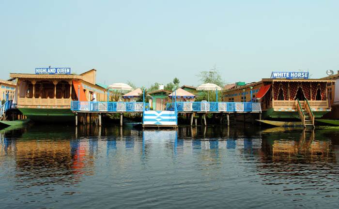 White Horse Houseboat, Srinagar 1